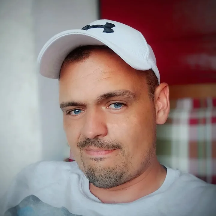 Porträt von Christian Ackermann