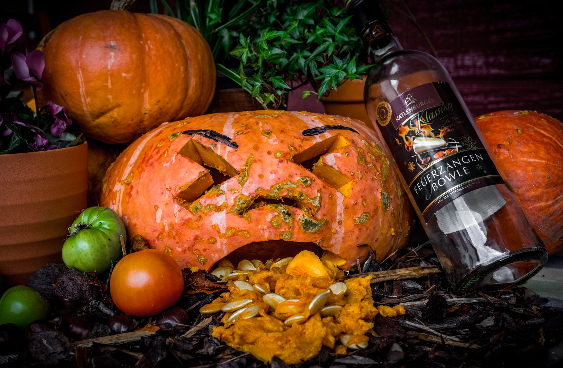 Ich bin der Geist von nebenan! Gebt mir Süßes, sonst seid ihr dran! Halloween